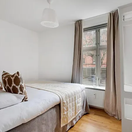 2-værelses Med Parkplads Privat Balkon コペンハーゲン